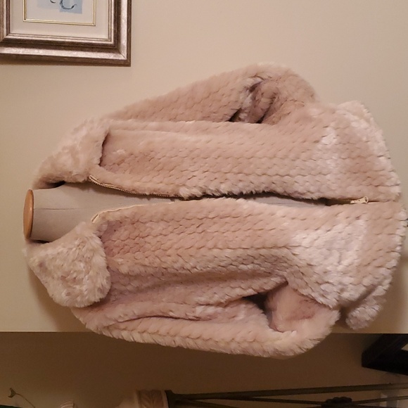 Adorable Reversible Fur, and Fabric Jacket - Picture 6 of 16